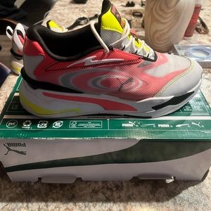 Puma RS fast paradise.